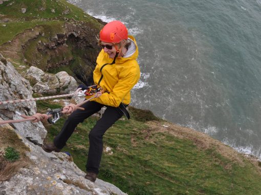 Veterans take up fundraising abseil challenge